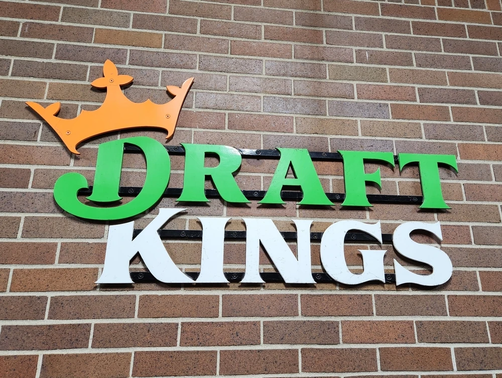 Picture of DraftKings logo
